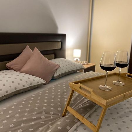 Apartman Ns Dan Centar Novi Sad Exterior photo