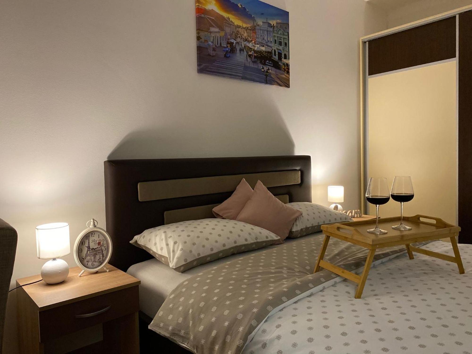 Apartman Ns Dan Centar Novi Sad Exterior photo